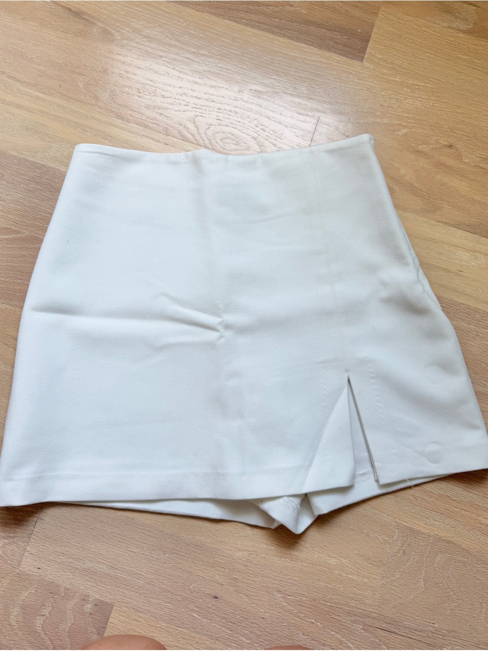 Zara Cream High-Waist Skort with Front Slit